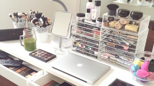 Make Up
